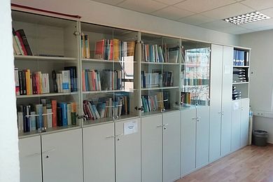 Bibliothek der Schule für Logopädie